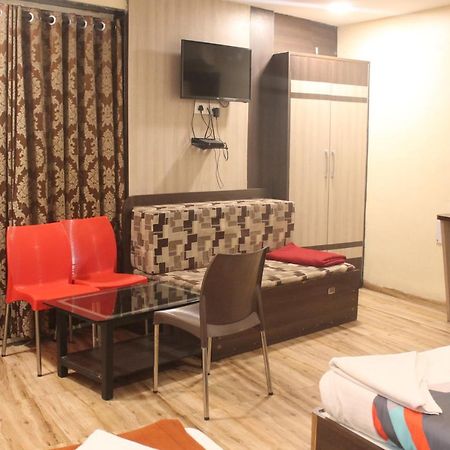 Mukesh Residency Ξενοδοχείο Πούνε Εξωτερικό φωτογραφία